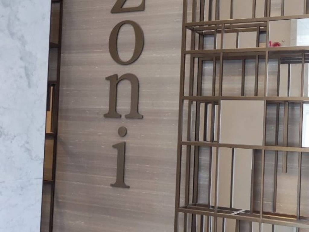 locale commerciale in affitto a Milano