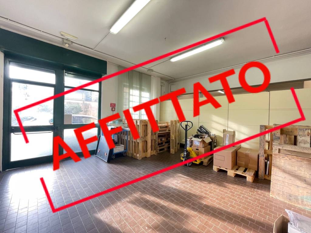 locale commerciale in affitto a Milano in zona Lambrate
