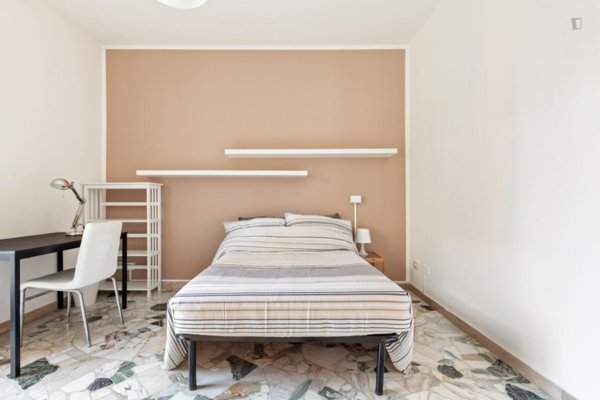 appartamento in affitto a Milano in zona Lorenteggio