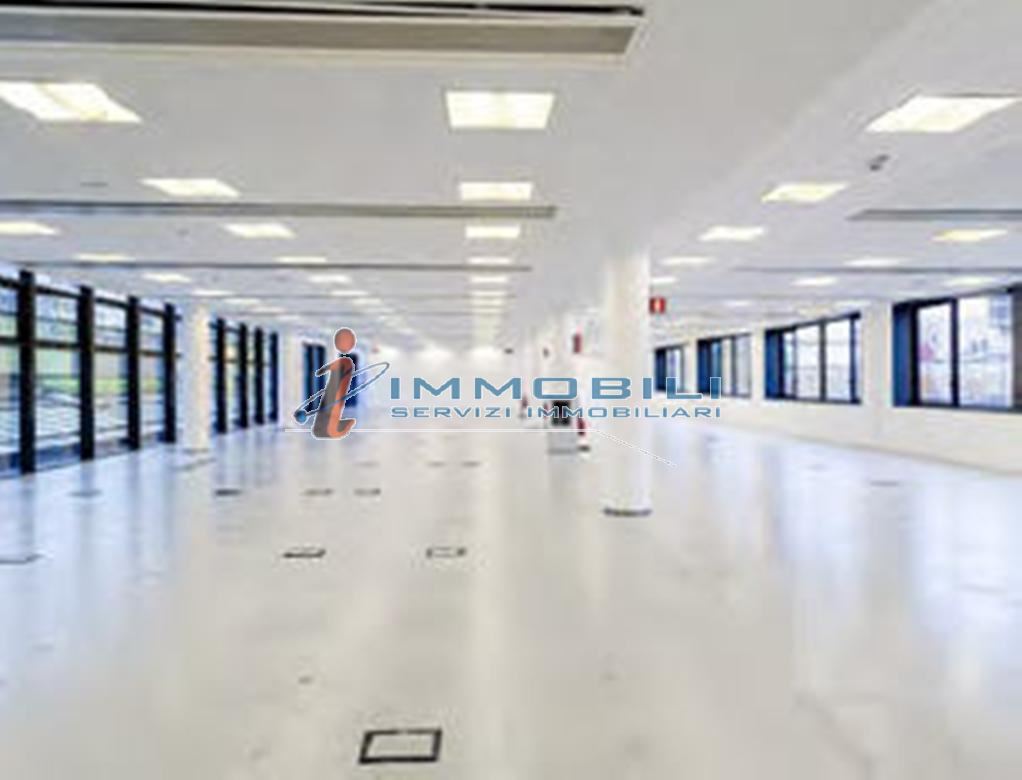 ufficio in affitto a Milano in zona Affori