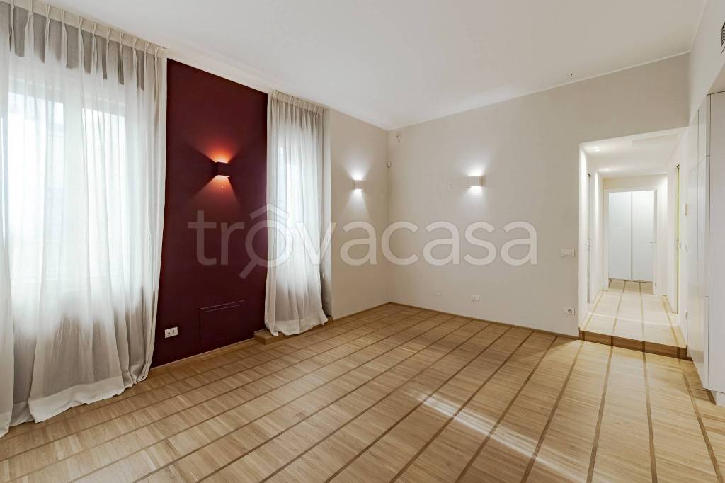 appartamento in affitto a Milano in zona Guastalla