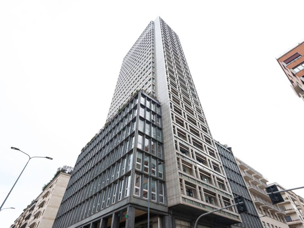 ufficio in affitto a Milano in zona Centro Direzionale