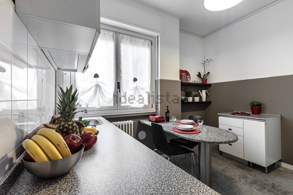appartamento in affitto a Milano in zona Lorenteggio
