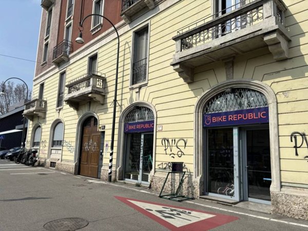 negozio in affitto a Milano in zona San Cristoforo