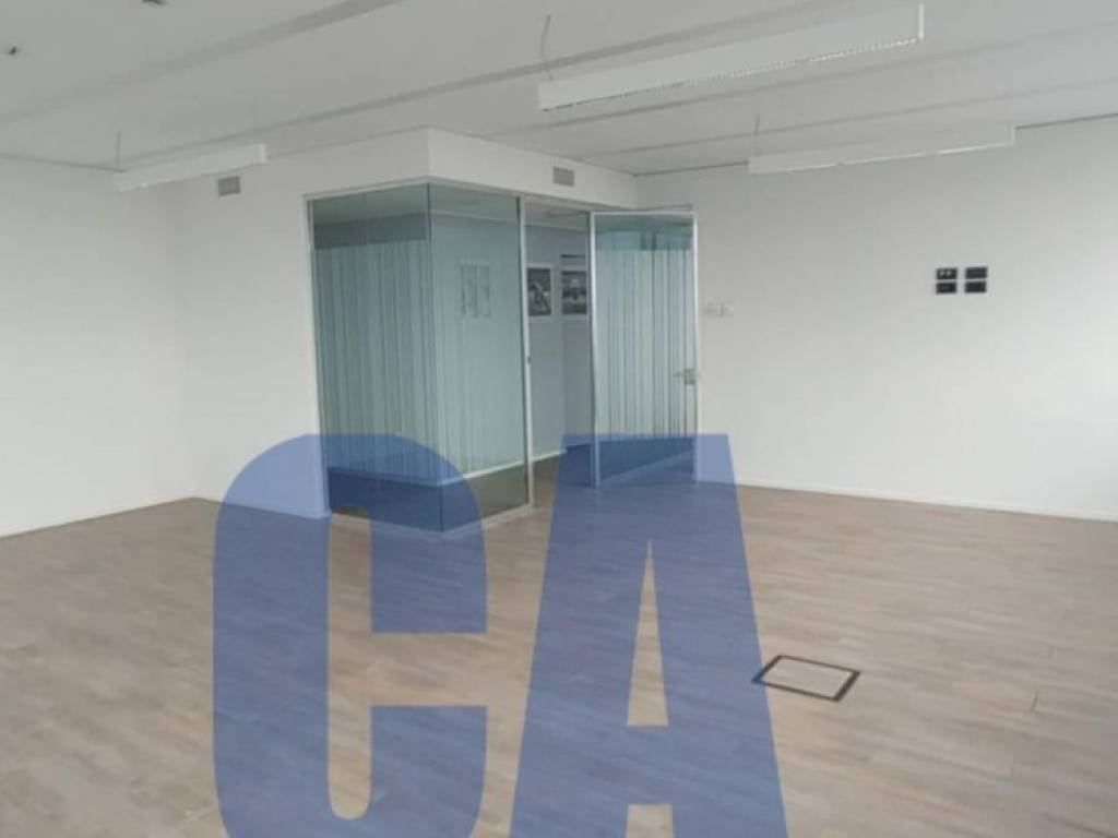 ufficio in affitto a Milano in zona Lambrate