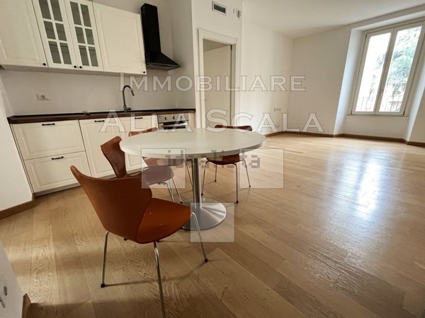 appartamento in affitto a Milano in zona Sant'Ambrogio