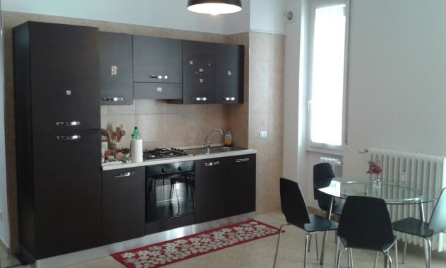 appartamento in affitto a Milano in zona Lorenteggio