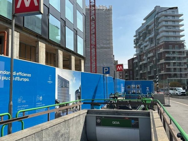 ufficio in affitto a Milano in zona Centro Direzionale