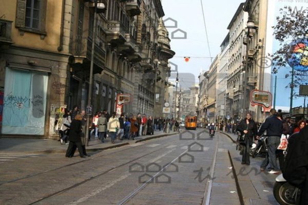 negozio in affitto a Milano