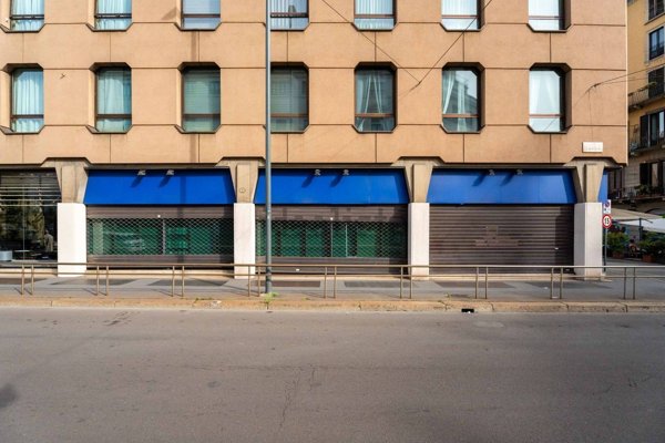 negozio in affitto a Milano