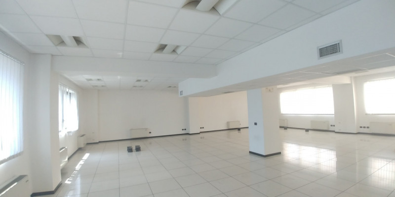 ufficio in affitto a Milano in zona Gallaratese