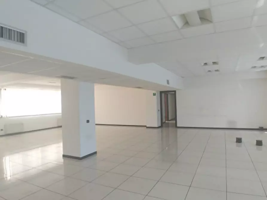 ufficio in affitto a Milano in zona Gallaratese