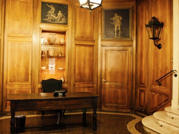 negozio in affitto a Milano