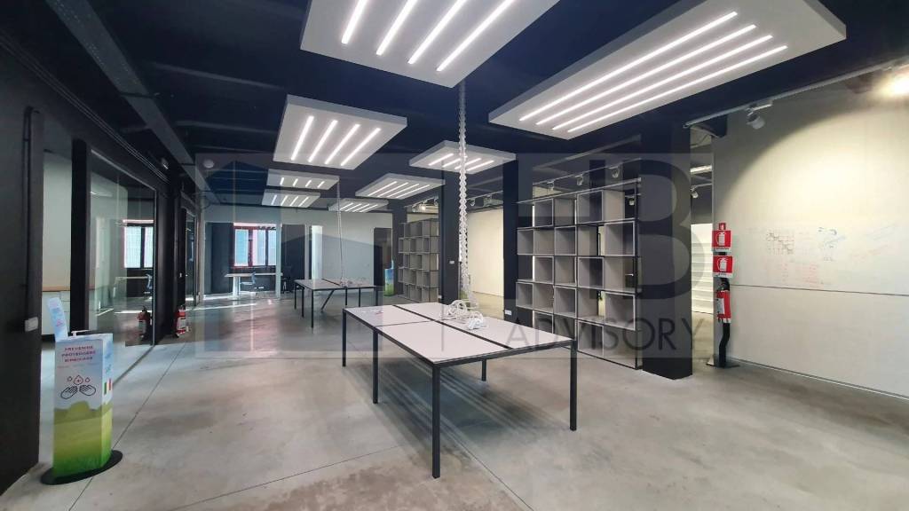 negozio in affitto a Milano in zona Lambrate