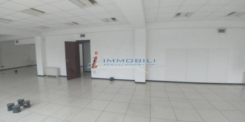 ufficio in affitto a Milano in zona Gallaratese