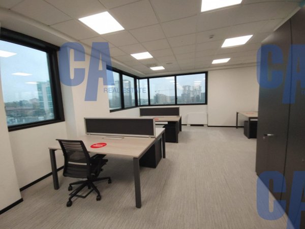 ufficio in affitto a Milano in zona Lorenteggio
