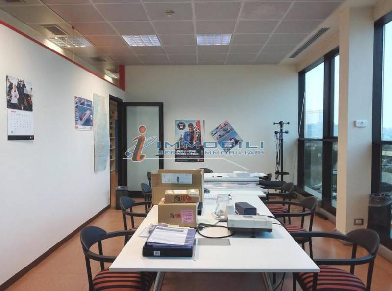 ufficio in affitto a Milano in zona Centro Direzionale