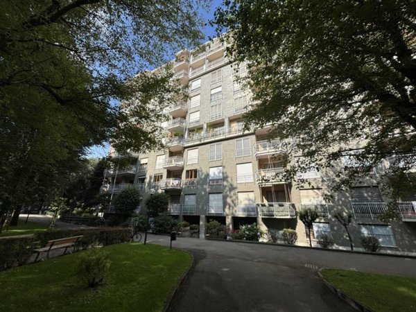 appartamento in affitto a Milano in zona Famagosta