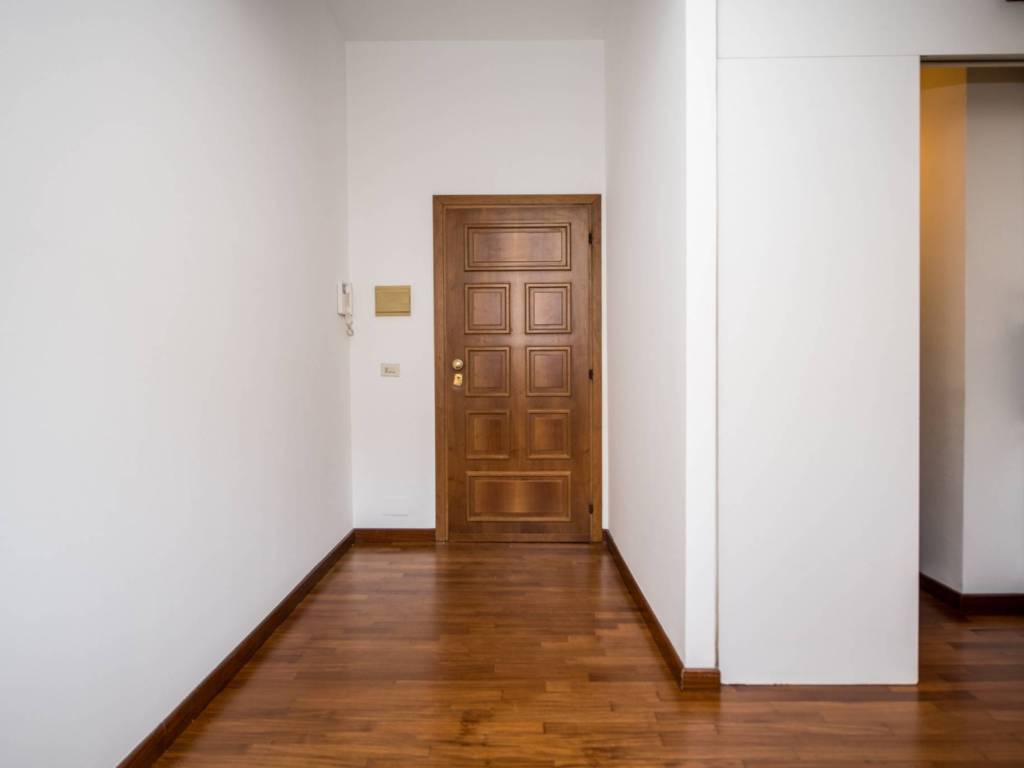 appartamento in affitto a Milano in zona Guastalla