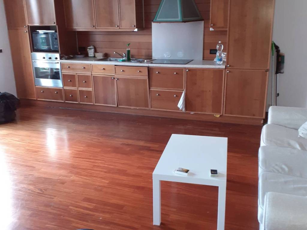 appartamento in affitto a Milano in zona Cinque Giornate