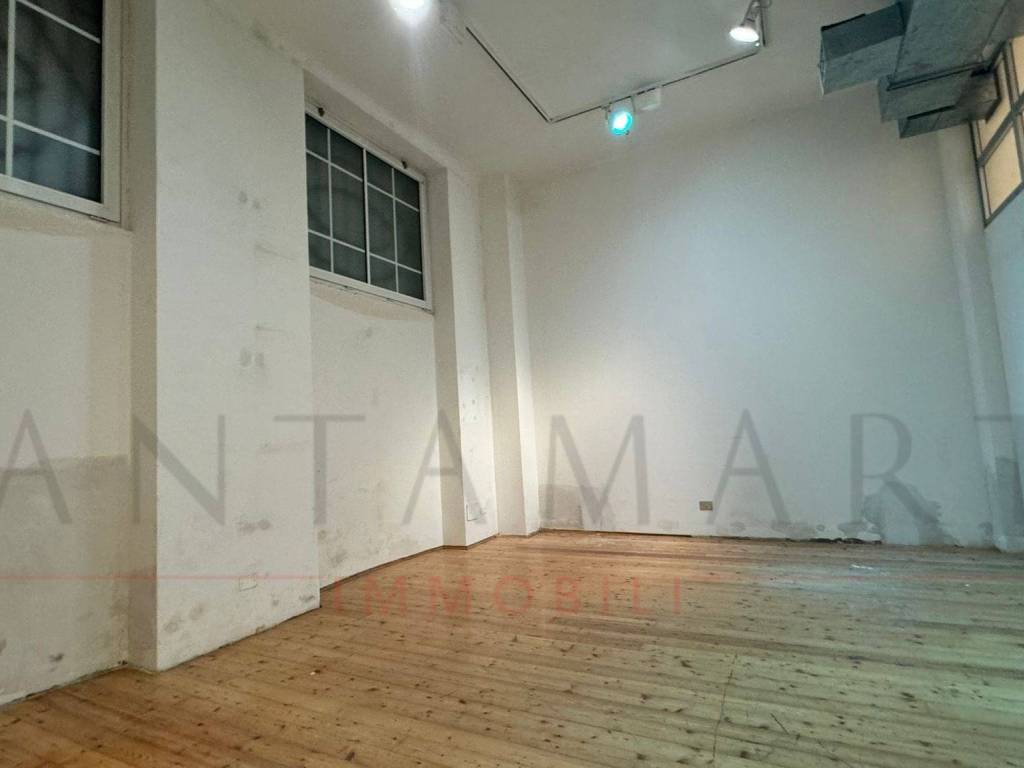 ufficio in affitto a Milano in zona Guastalla