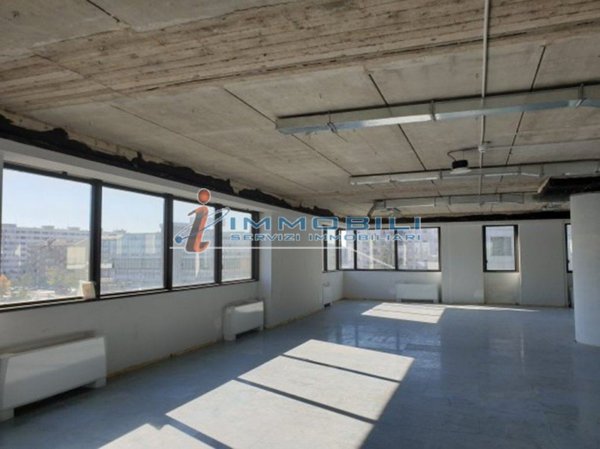 ufficio in affitto a Milano in zona Barona