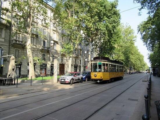 negozio in affitto a Milano