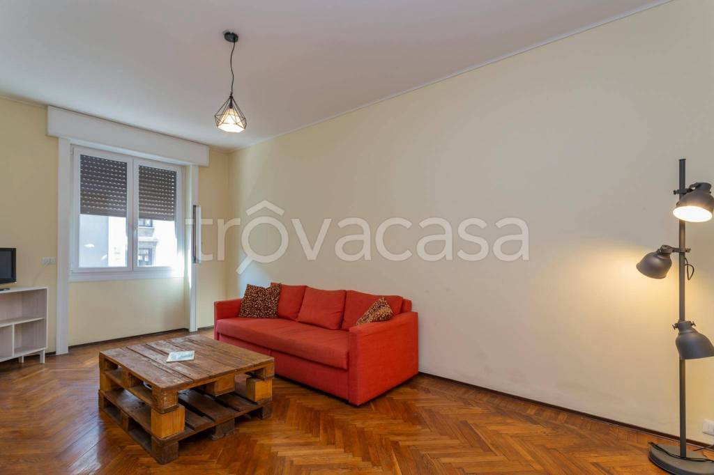 appartamento in affitto a Milano in zona Ponte Seveso
