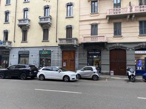 negozio in affitto a Milano