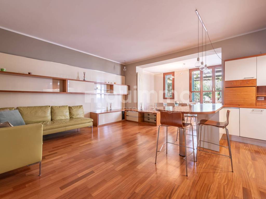 appartamento in affitto a Milano in zona Centro Direzionale