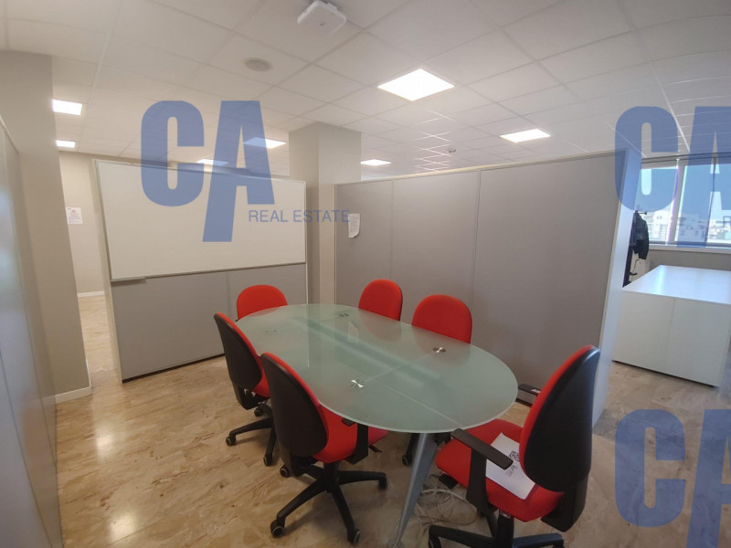 ufficio in affitto a Milano in zona Famagosta