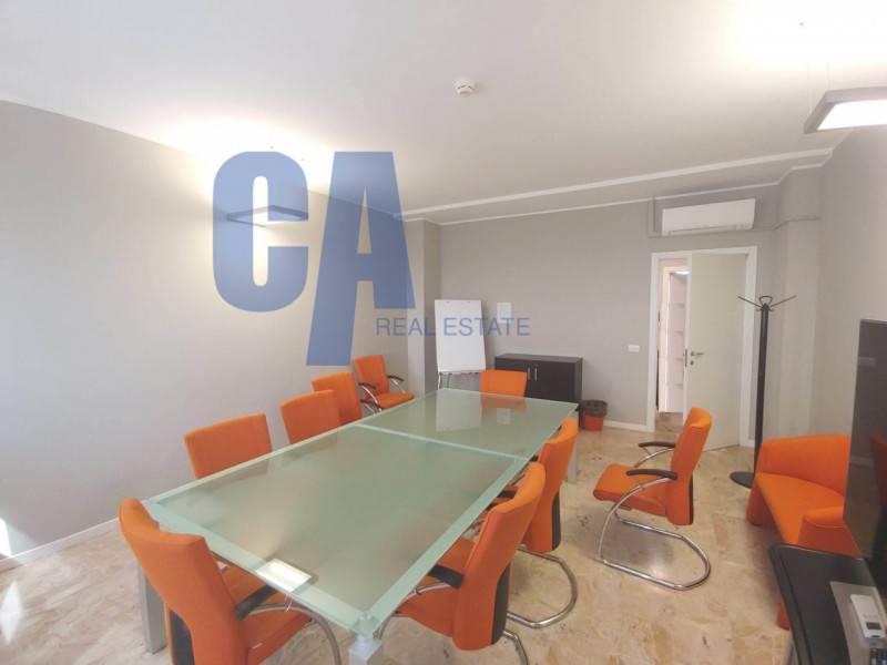 ufficio in affitto a Milano in zona Famagosta