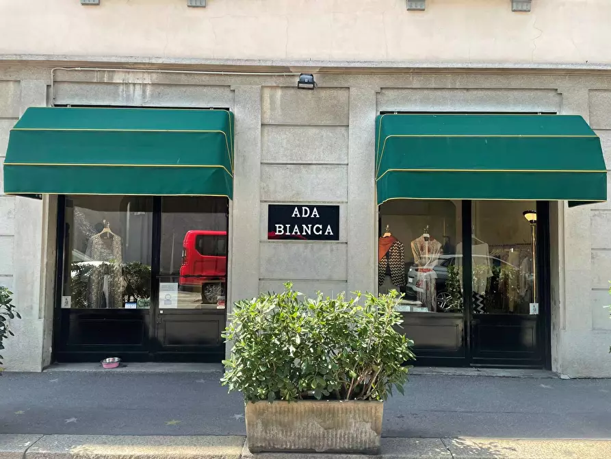 locale commerciale in affitto a Milano
