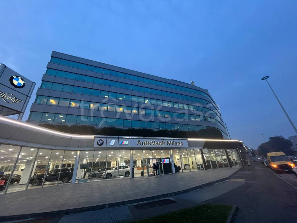 ufficio in affitto a Milano in zona Gallaratese
