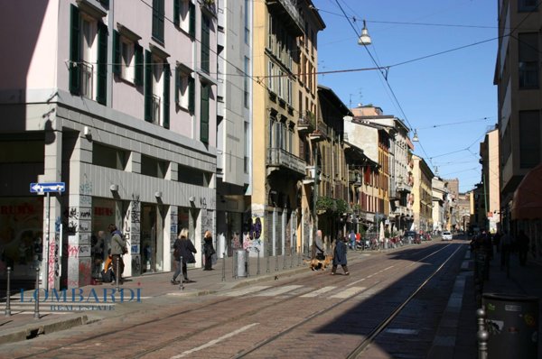 negozio in affitto a Milano