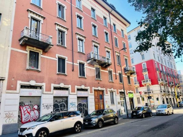 negozio in affitto a Milano in zona Chiesa Rossa