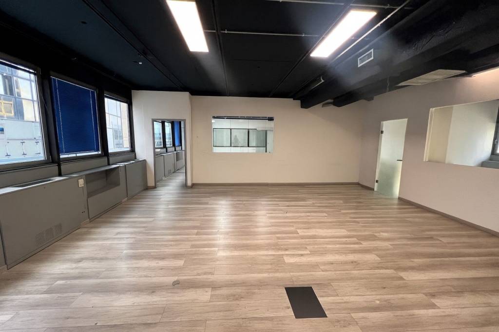 ufficio in affitto a Milano in zona Gallaratese