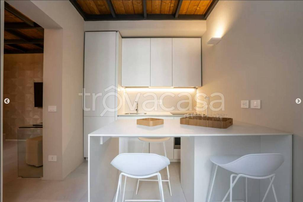 appartamento in affitto a Milano in zona Porta Nuova