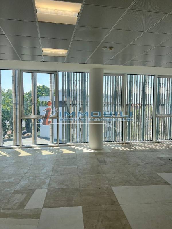 ufficio in affitto a Milano
