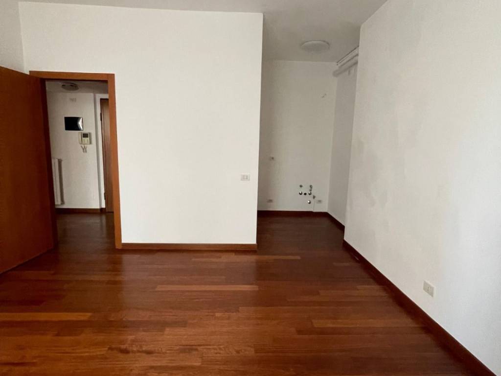 appartamento in affitto a Milano in zona Guastalla