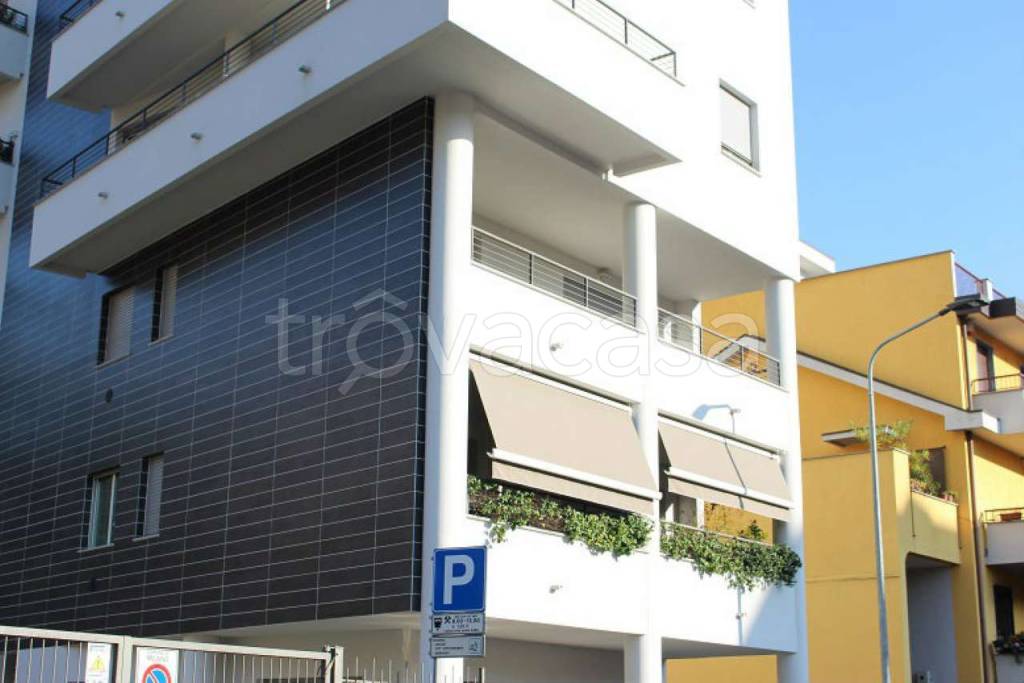 appartamento in affitto a Milano in zona Affori
