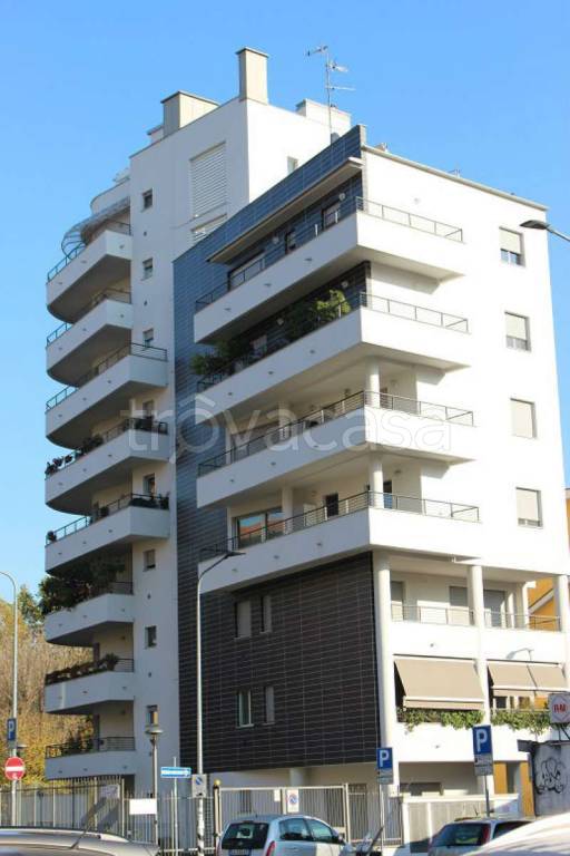 appartamento in affitto a Milano in zona Affori