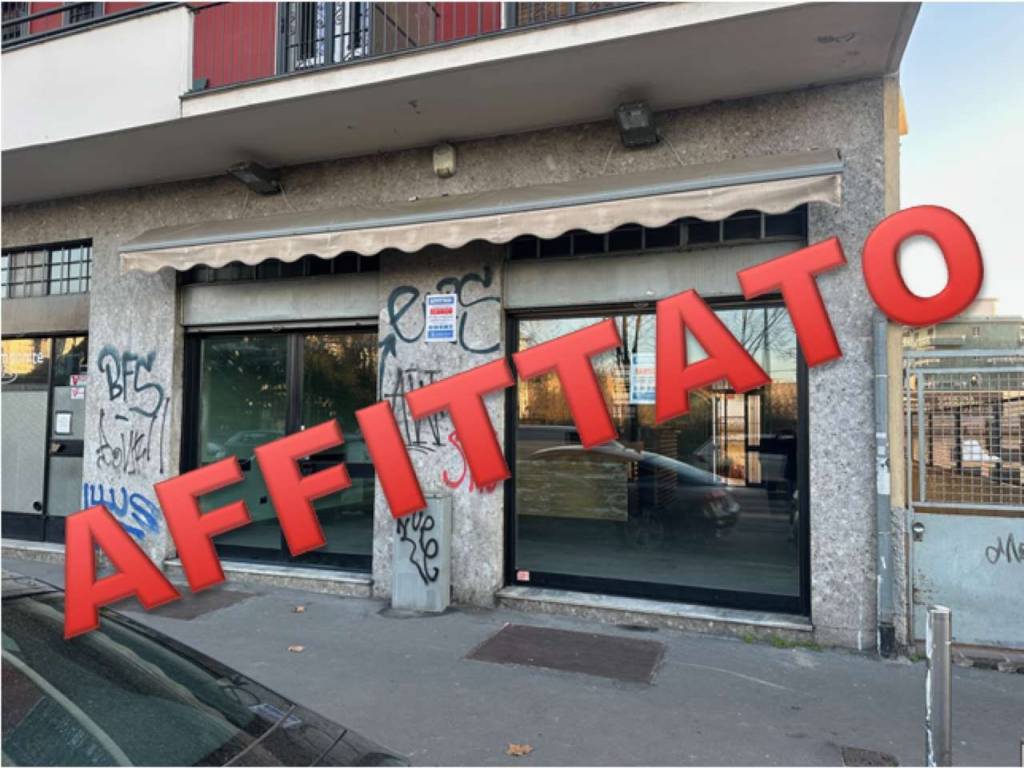 negozio in affitto a Milano in zona Barona