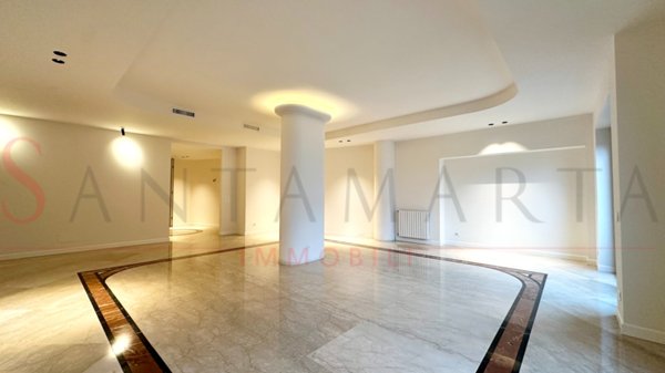 appartamento in affitto a Milano in zona Sant'Ambrogio