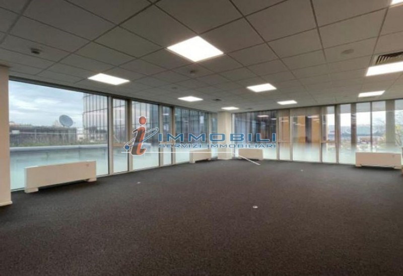 ufficio in affitto a Milano in zona Affori
