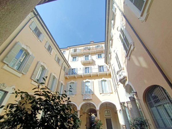 appartamento in affitto a Milano in zona Sant'Ambrogio