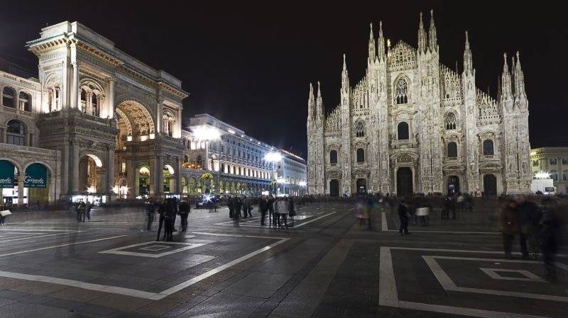 intera palazzina in affitto a Milano in zona Guastalla