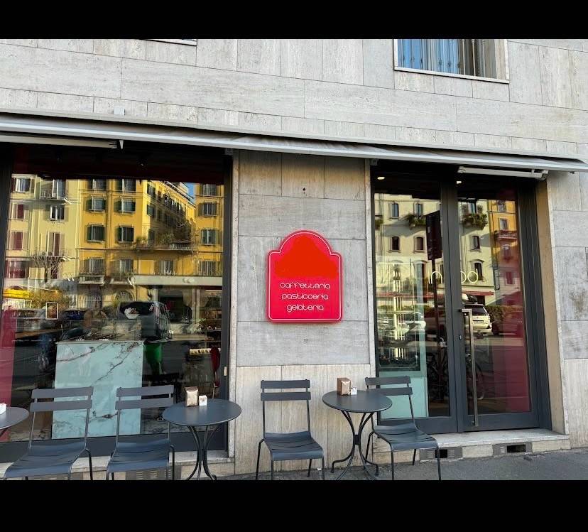 negozio in affitto a Milano in zona Porta Nuova