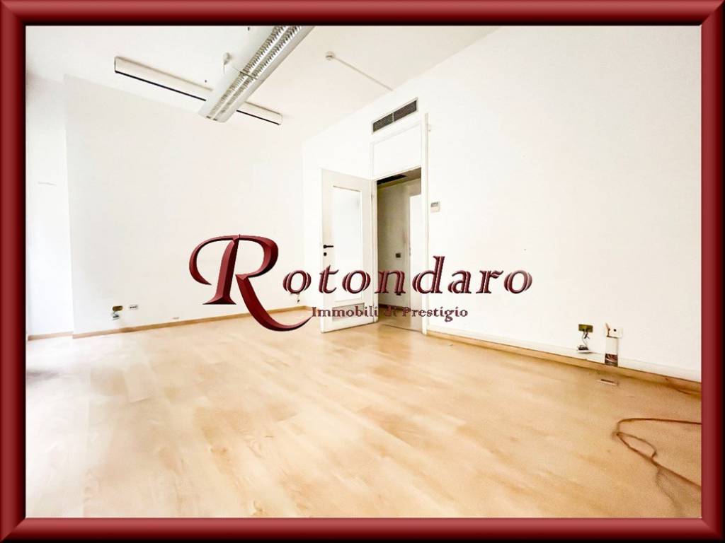 ufficio in affitto a Milano