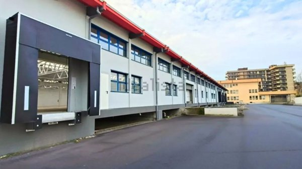 locale di sgombero in affitto a Milano